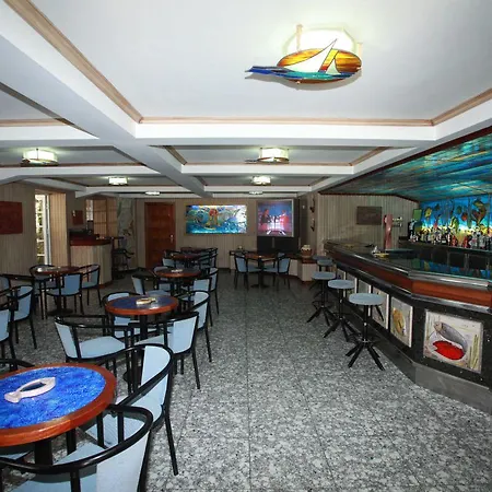 招待所 Playa De Estorde